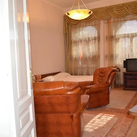 Gabriella Szallas Tabor Utca 5 Apartament Segedyn
