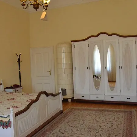 Gabriella Szallas Tabor Utca 5 * Segedyn